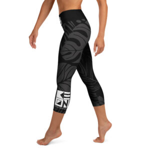Pro Black Palms Capri Leggings